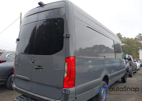 2019 Mercedes-Benz Sprinter 2500 High Roof V6 z USA, uszkodzony, nr VIN WD4FF1CD3KT011868